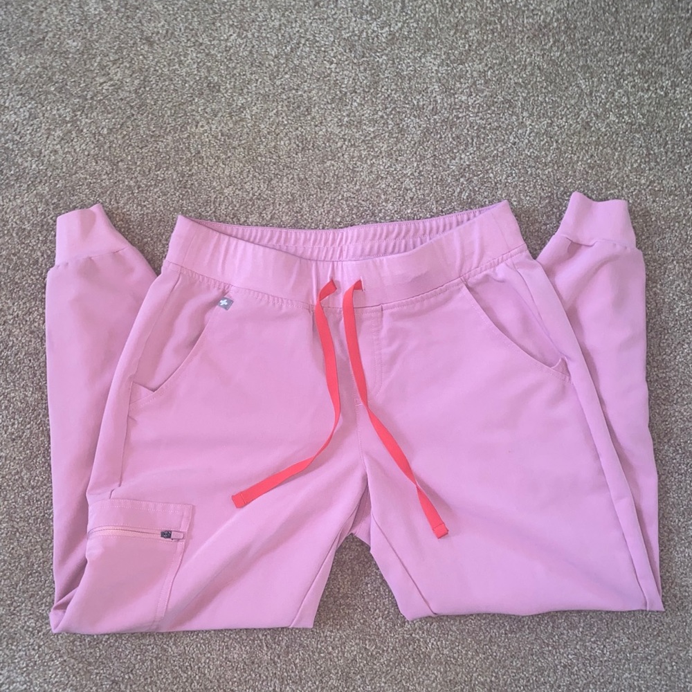 Figs Zamora Joggers Scrubs Size Medium Pink